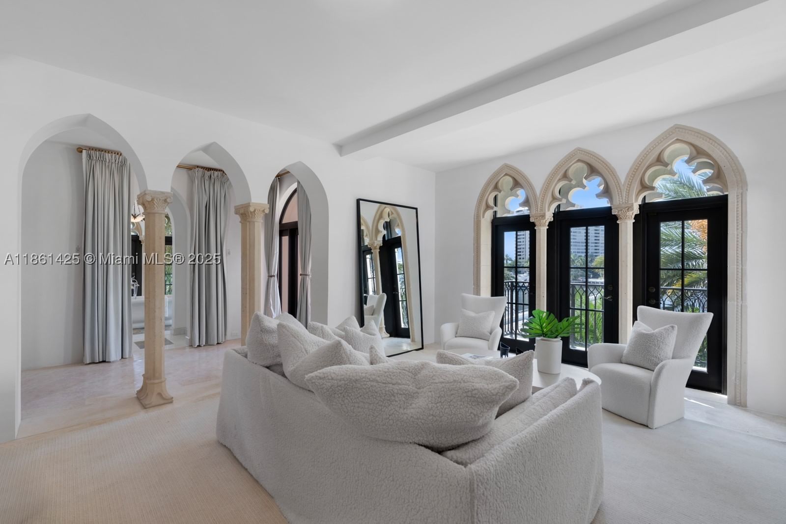Real estate property located at 1840 Bayshore Ln, Miami-dade, Tenzer Plat, Miami, FL
