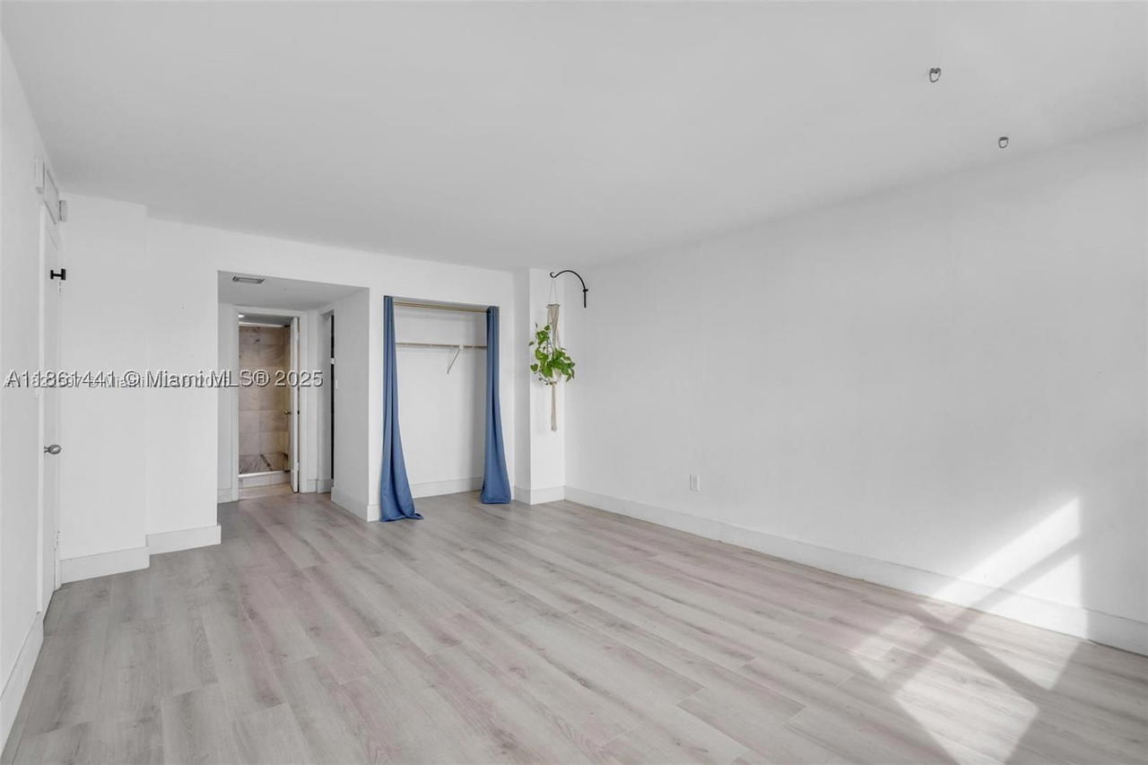 Real estate property located at 6900 Bay Dr #11F, Miami-dade, Stanton House Condo, Miami Beach, FL
