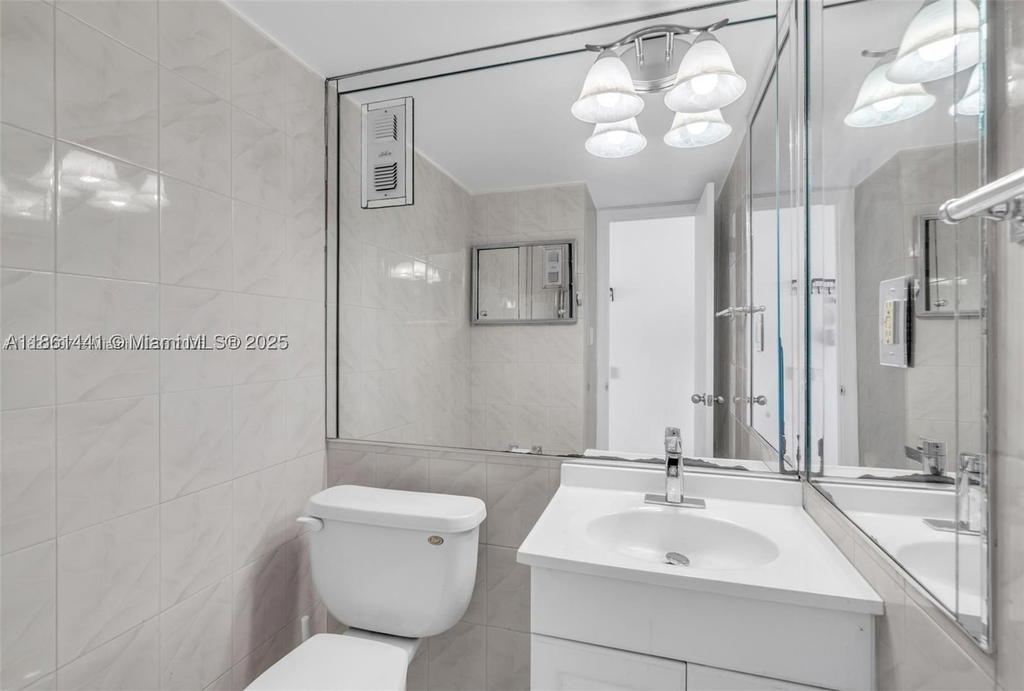 Real estate property located at 6900 Bay Dr #11F, Miami-dade, Stanton House Condo, Miami Beach, FL