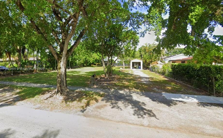 Real estate property located at 6500 14th St, Miami-dade, Bradburys Sub, West Miami, FL