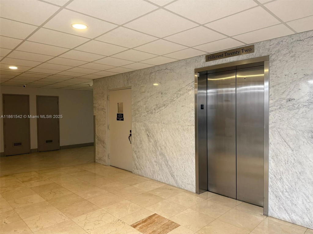 Real estate property located at 4350 Hillcrest Dr #112, Broward, Hillcrest East No 22 Cond, Hollywood, FL