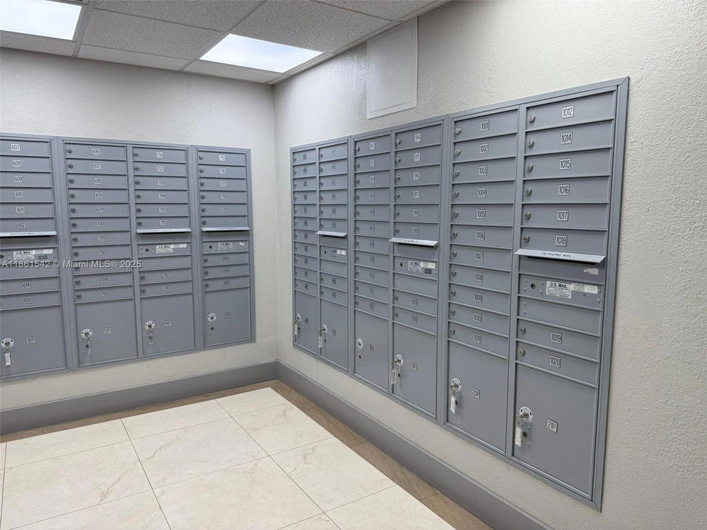 Real estate property located at 4350 Hillcrest Dr #112, Broward, Hillcrest East No 22 Cond, Hollywood, FL