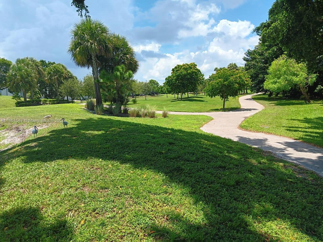 Real estate property located at 4350 Hillcrest Dr #112, Broward, Hillcrest East No 22 Cond, Hollywood, FL