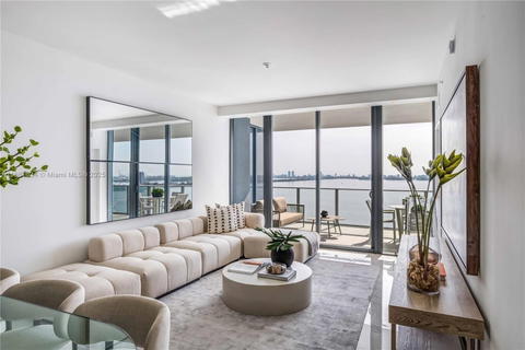 Real estate property located at 700 24 St #1802, Miami-dade, Aria Reserve South, Miami, FL
