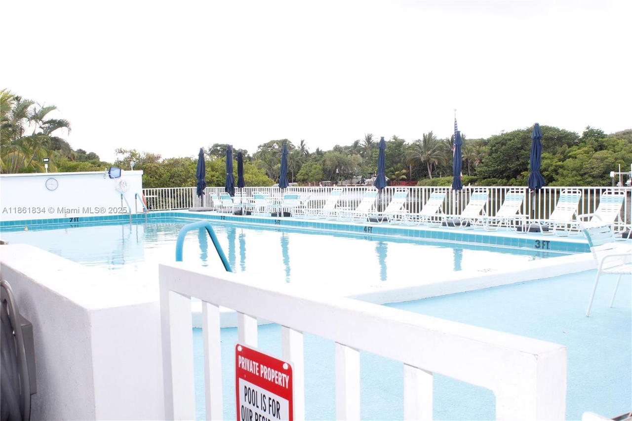 Real estate property located at 4001 Ocean Blvd #103, Palm Beach, Tropicana Gardens Inc, South Palm Beach, FL