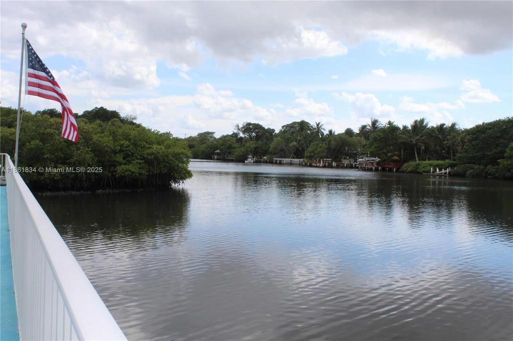 Real estate property located at 4001 Ocean Blvd #103, Palm Beach, Tropicana Gardens Inc, South Palm Beach, FL