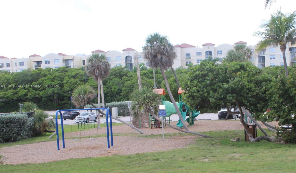 Real estate property located at 4001 Ocean Blvd #103, Palm Beach, Tropicana Gardens Inc, South Palm Beach, FL