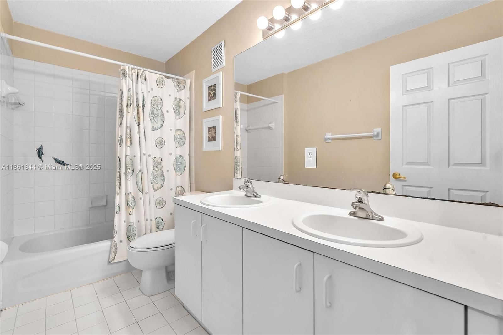 Real estate property located at 1915 79th Ter, Broward, Walnut Creek Townhomes, Pembroke Pines, FL