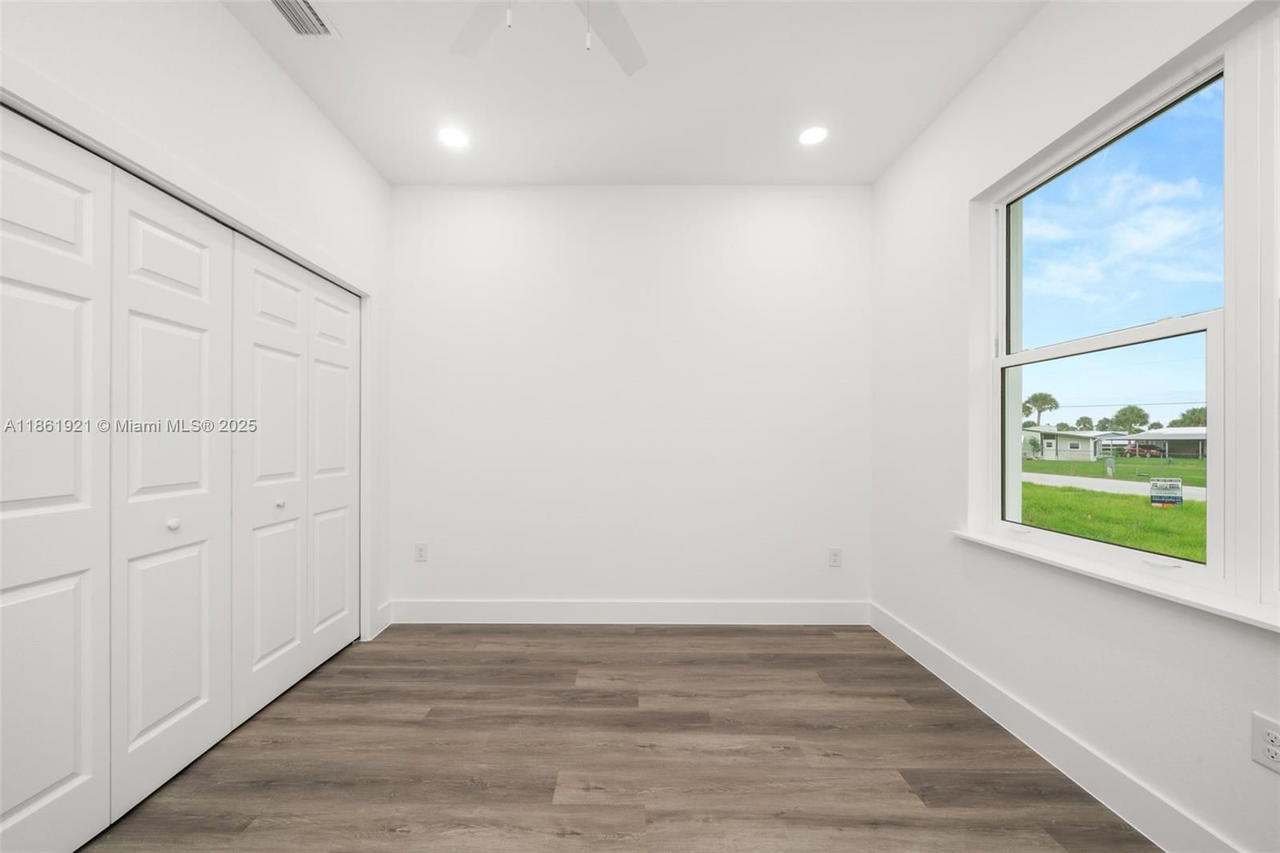 Real estate property located at 1457 Mitchell Drive, Highlands, Sebring Country Estate Sec, Sebring, FL