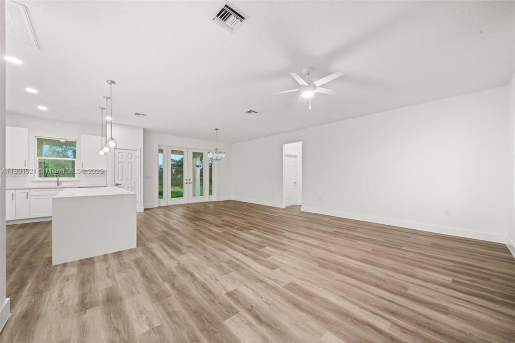 Real estate property located at 1457 Mitchell Drive, Highlands, Sebring Country Estate Sec, Sebring, FL