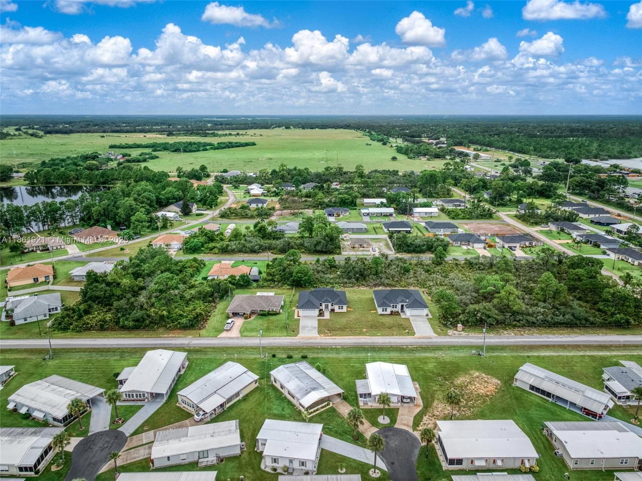 Real estate property located at 1457 Mitchell Drive, Highlands, Sebring Country Estate Sec, Sebring, FL