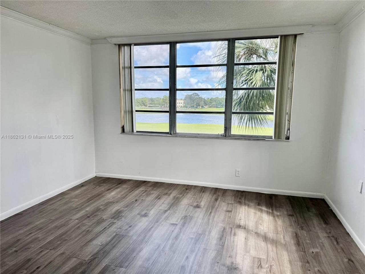 Real estate property located at 3100 Rolling Hills Cir #310, Broward, Rolling Hills Golf And Te, Davie, FL