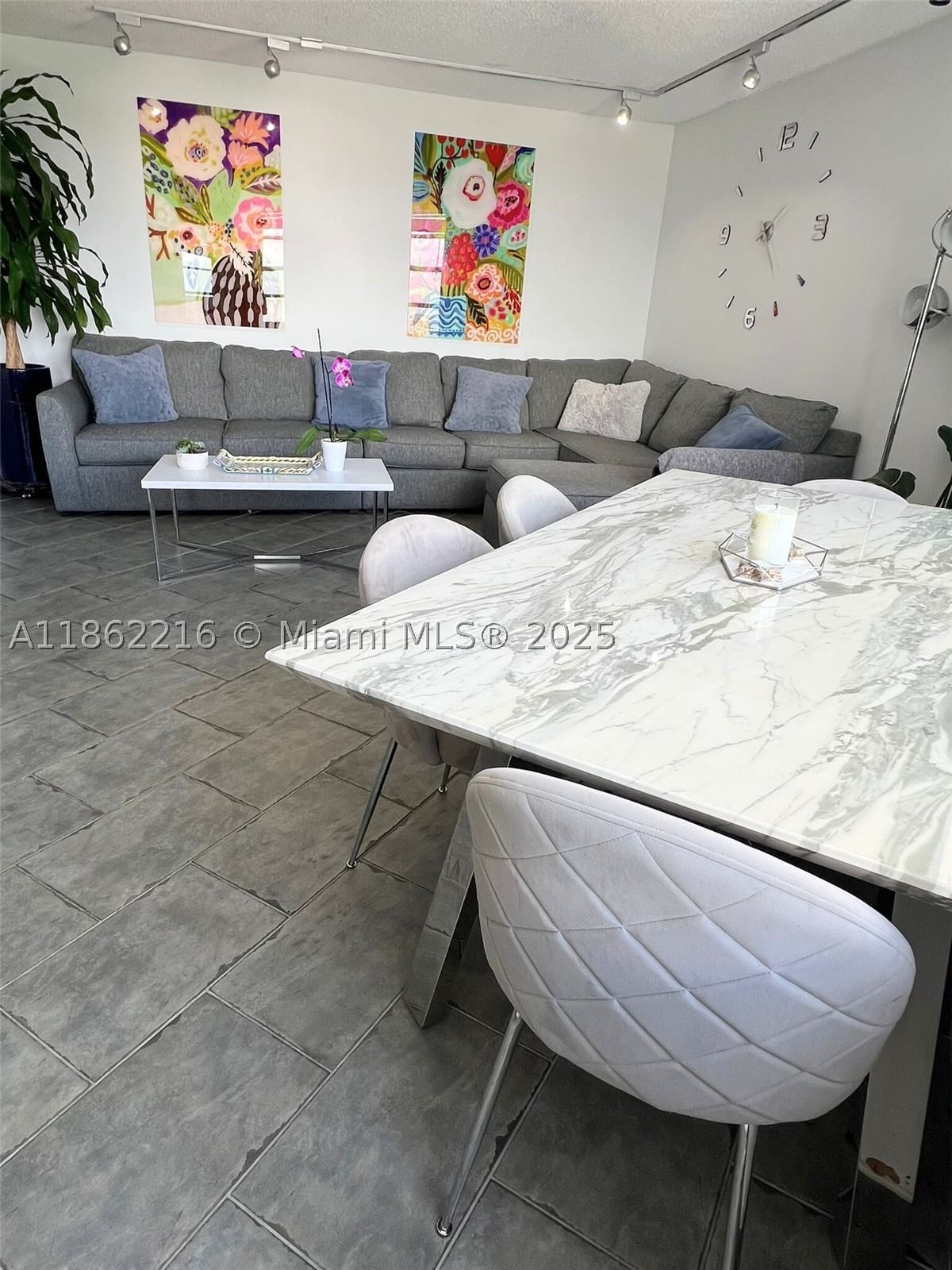 Real estate property located at 2750 183rd St #2707, Miami-dade, Commodore Plaza Condo, Aventura, FL