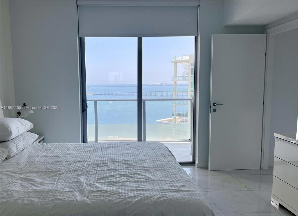 Real estate property located at 1300 Brickell Bay Dr #2608, Miami-dade, Brickellhouse Condo, Miami, FL