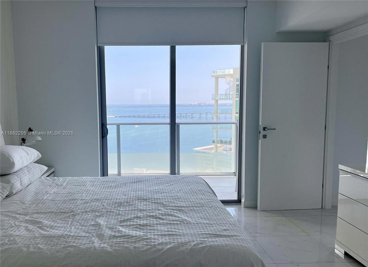 Real estate property located at 1300 Brickell Bay Dr #2608, Miami-dade, Brickellhouse Condo, Miami, FL