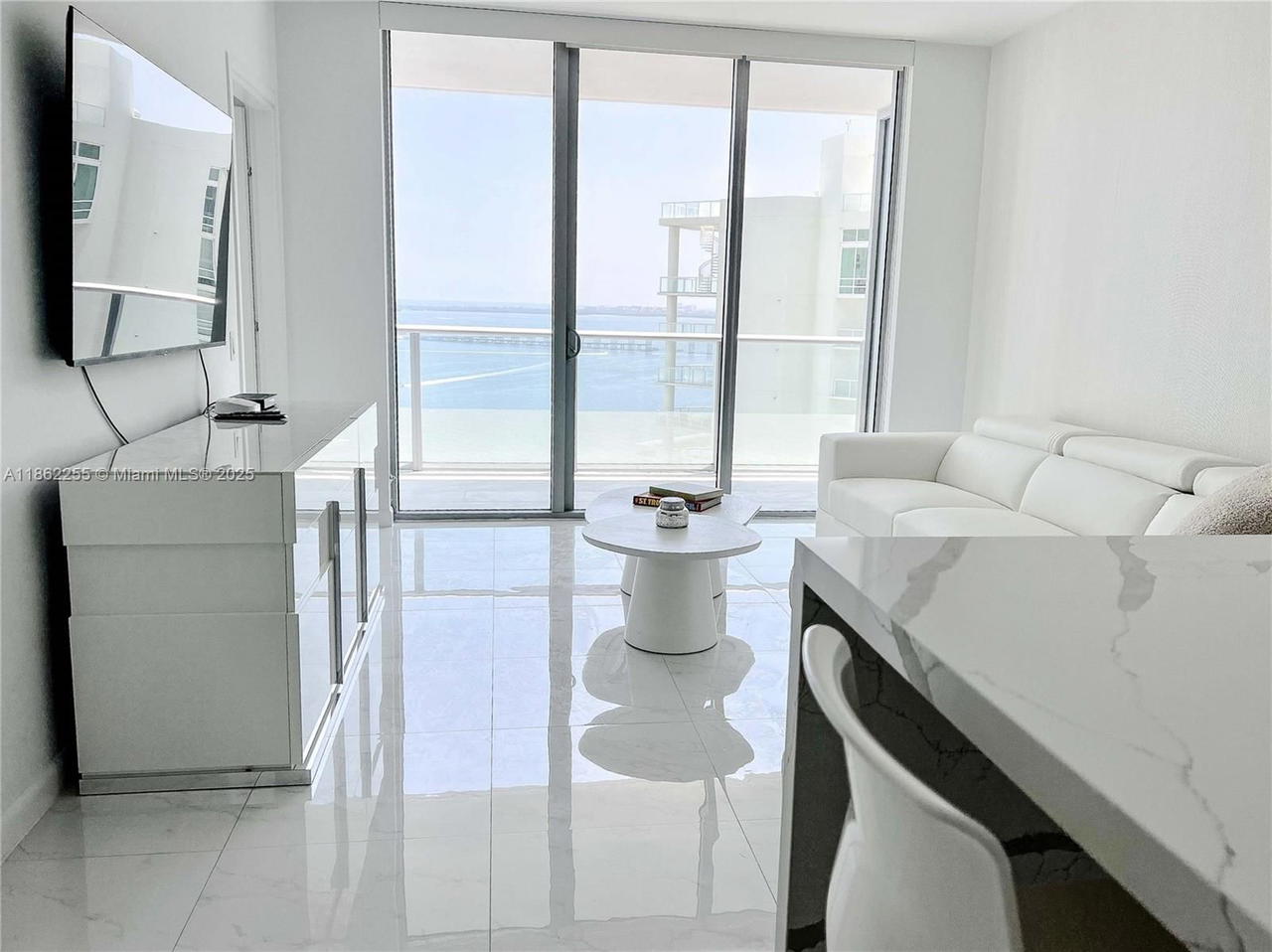 Real estate property located at 1300 Brickell Bay Dr #2608, Miami-dade, Brickellhouse Condo, Miami, FL