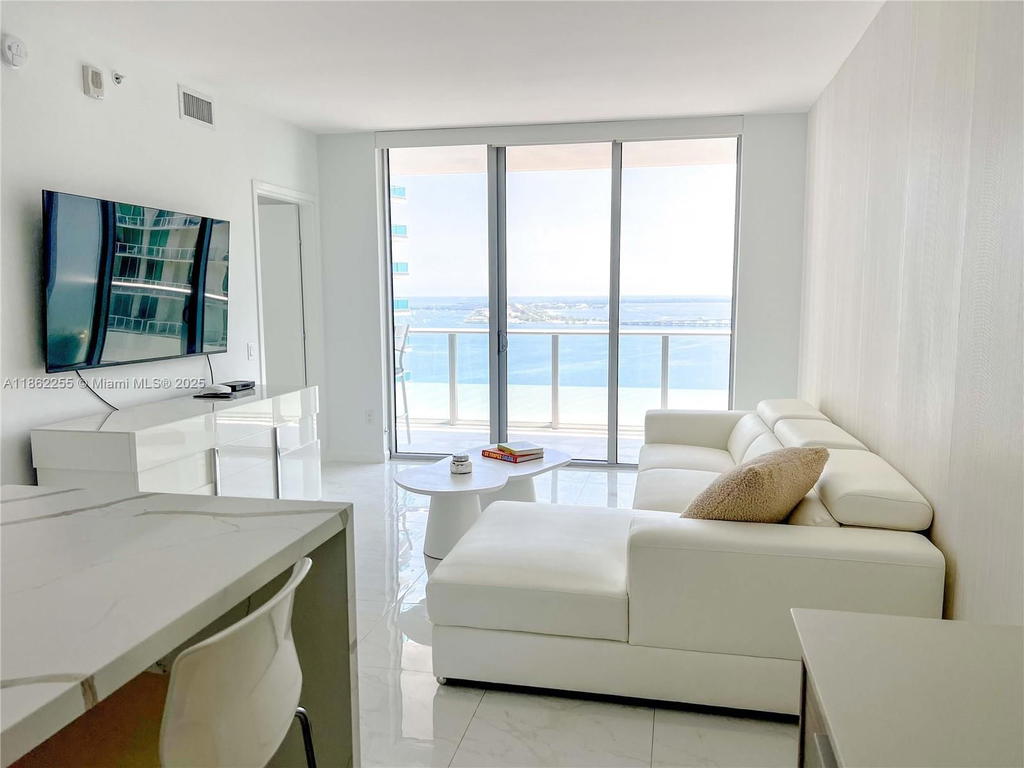 Real estate property located at 1300 Brickell Bay Dr #2608, Miami-dade, Brickellhouse Condo, Miami, FL