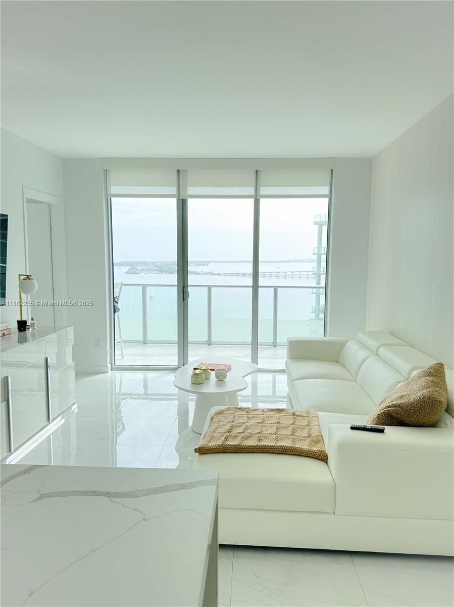 Real estate property located at 1300 Brickell Bay Dr #2608, Miami-dade, Brickellhouse Condo, Miami, FL