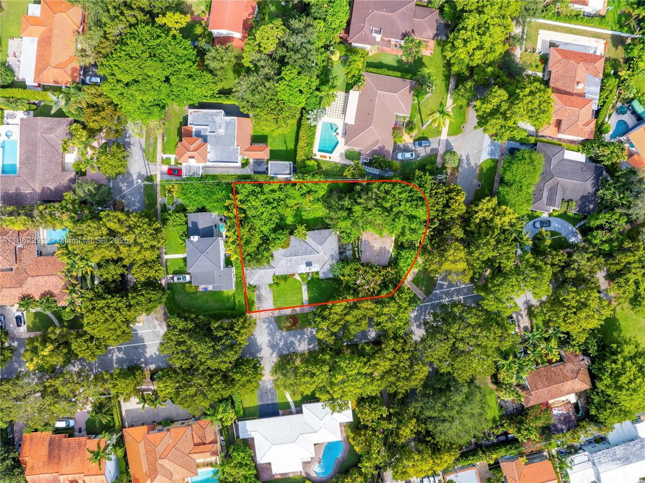 Real estate property located at 3807 Durango St, Miami-dade, Coral Gables C C Sec 3, Coral Gables, FL
