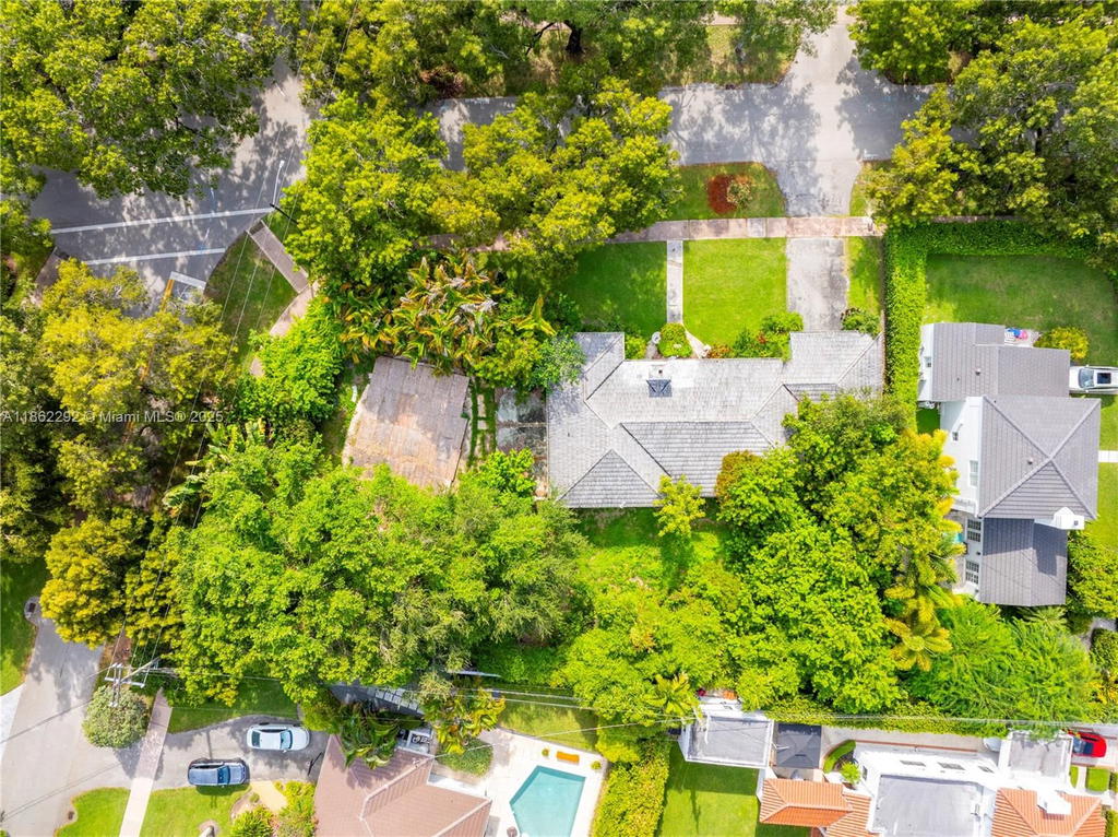 Real estate property located at 3807 Durango St, Miami-dade, Coral Gables C C Sec 3, Coral Gables, FL
