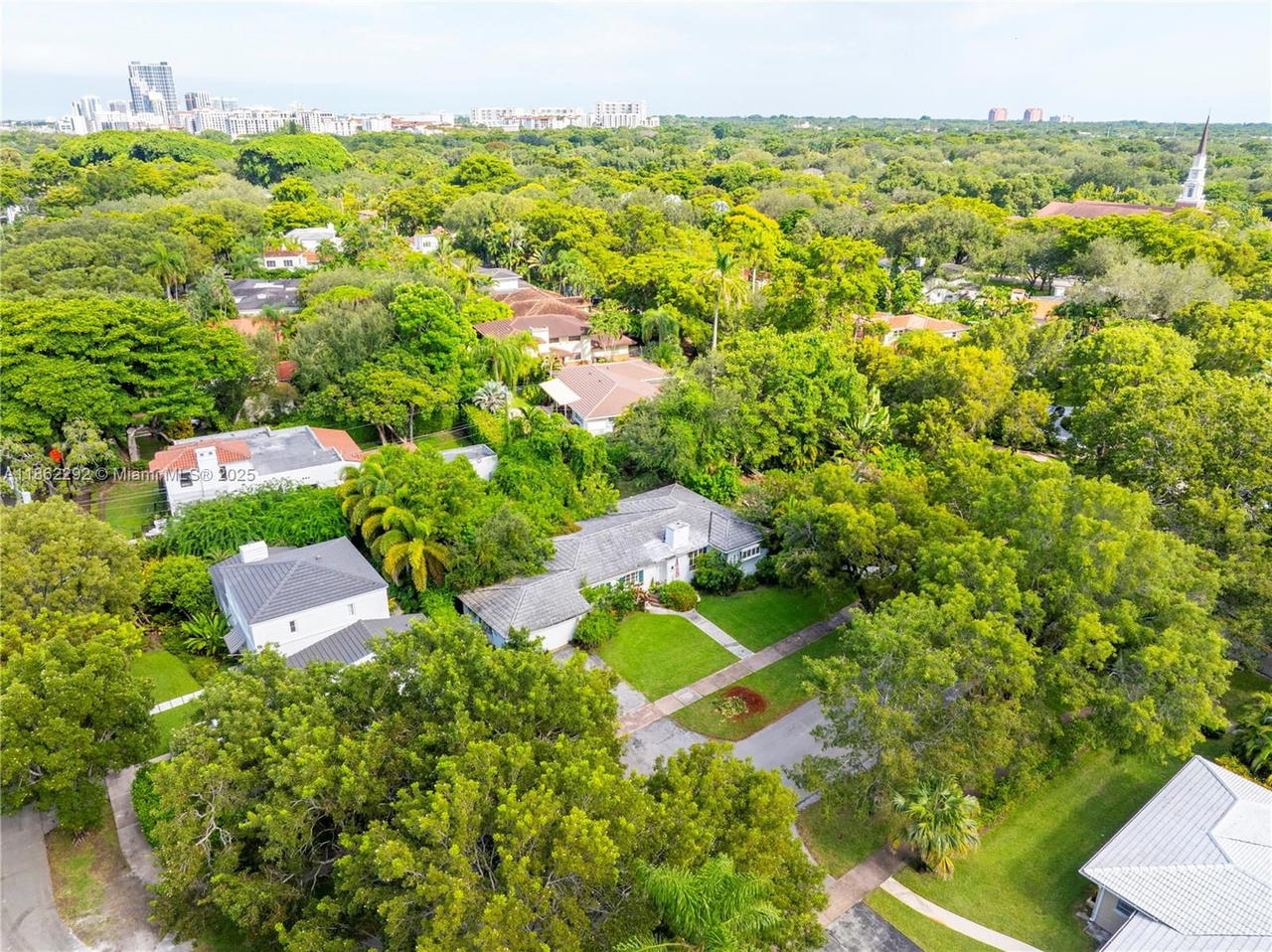 Real estate property located at 3807 Durango St, Miami-dade, Coral Gables C C Sec 3, Coral Gables, FL