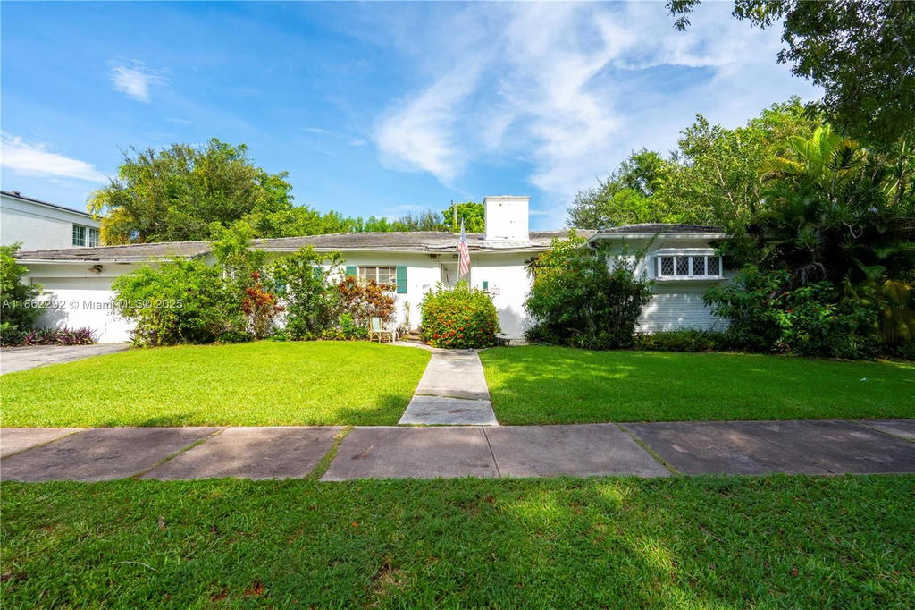 Real estate property located at 3807 Durango St, Miami-dade, Coral Gables C C Sec 3, Coral Gables, FL