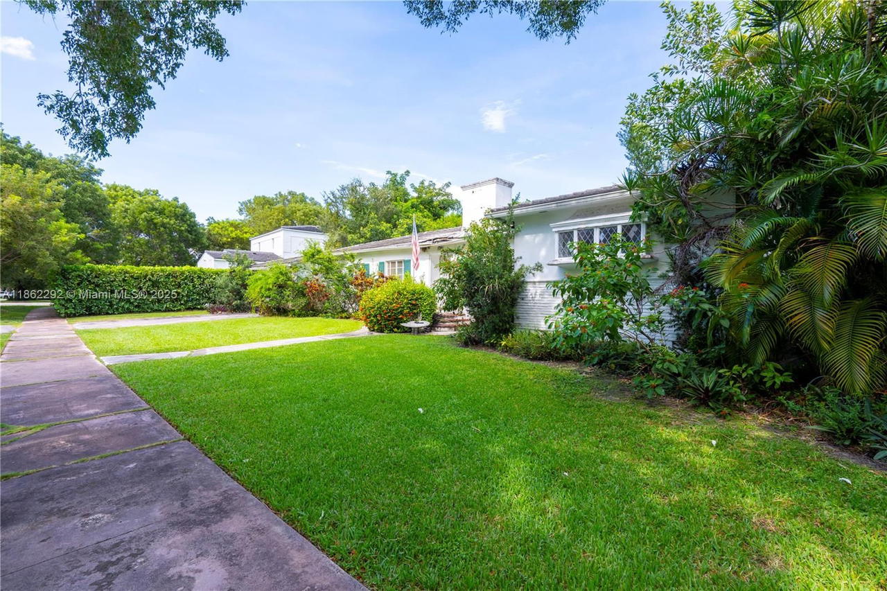 Real estate property located at 3807 Durango St, Miami-dade, Coral Gables C C Sec 3, Coral Gables, FL
