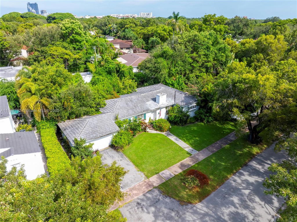 Real estate property located at 3807 Durango St, Miami-dade, Coral Gables C C Sec 3, Coral Gables, FL