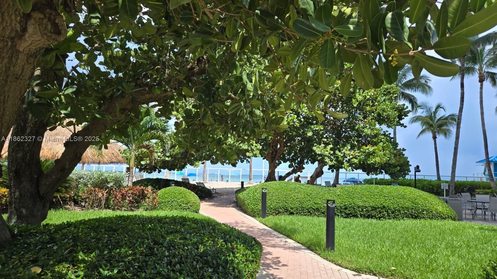 Real estate property located at 3000 Ocean Dr #108, Broward, Residences On Hollywood B, Hollywood, FL