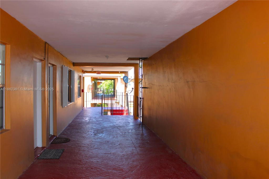Real estate property located at 1280 54th St #308B, Miami-dade, The Kensington Condo, Hialeah, FL