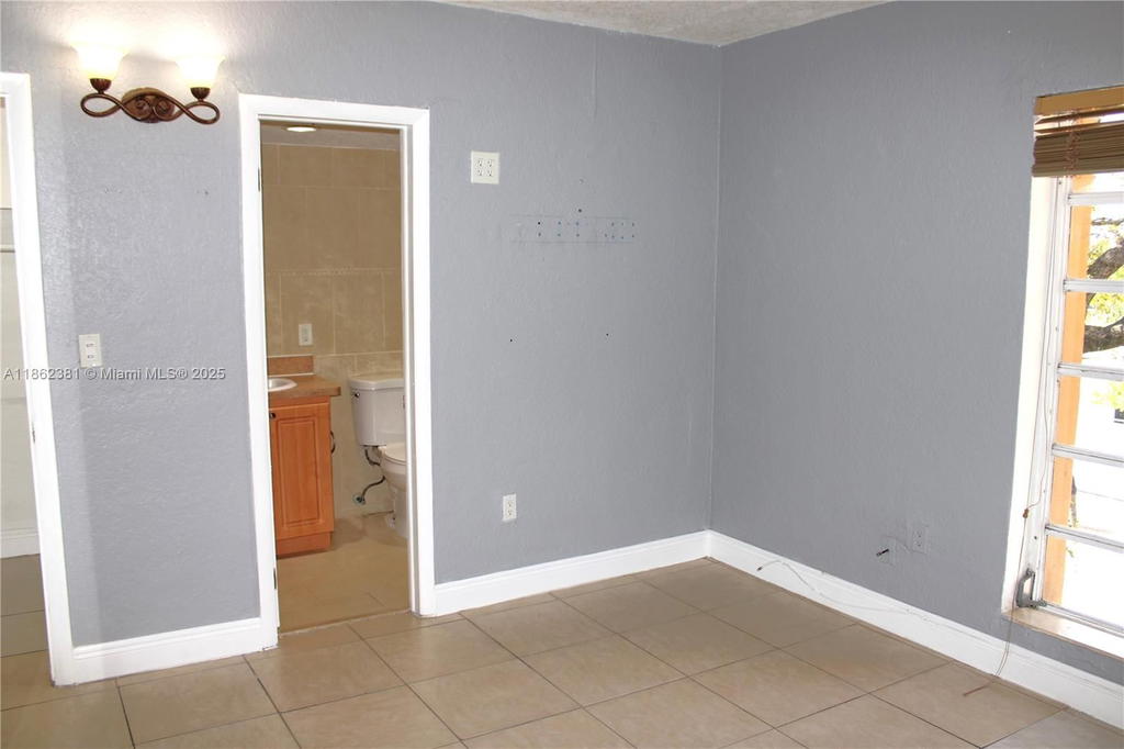 Real estate property located at 1280 54th St #308B, Miami-dade, The Kensington Condo, Hialeah, FL