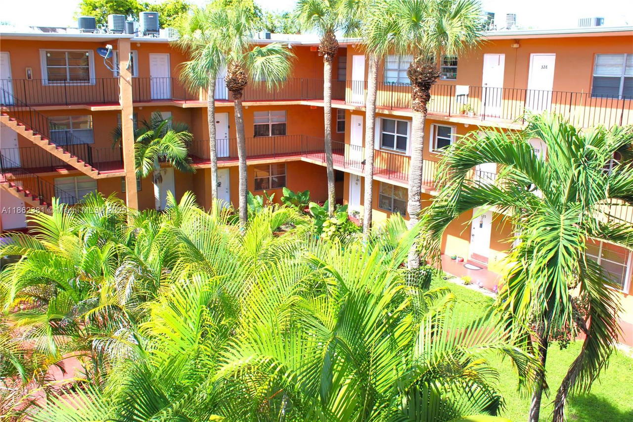 Real estate property located at 1280 54th St #308B, Miami-dade, The Kensington Condo, Hialeah, FL