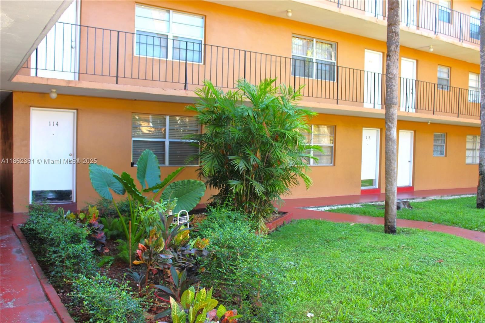 Real estate property located at 1280 54th St #308B, Miami-dade, The Kensington Condo, Hialeah, FL