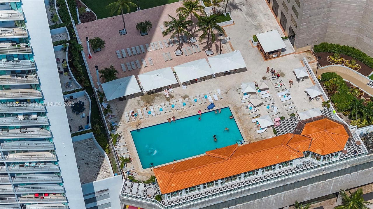 Real estate property located at 325 Biscayne Blvd #1918, Miami-dade, One Miami West Condo, Miami, FL