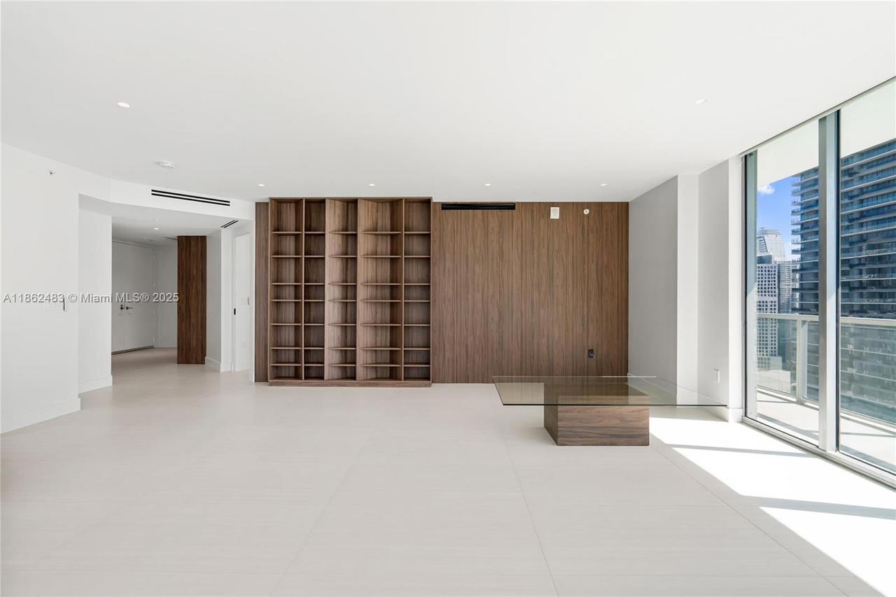 Real estate property located at 1111 1st Ave #3719-N, Miami-dade, The Axis On Brickell Ii C, Miami, FL