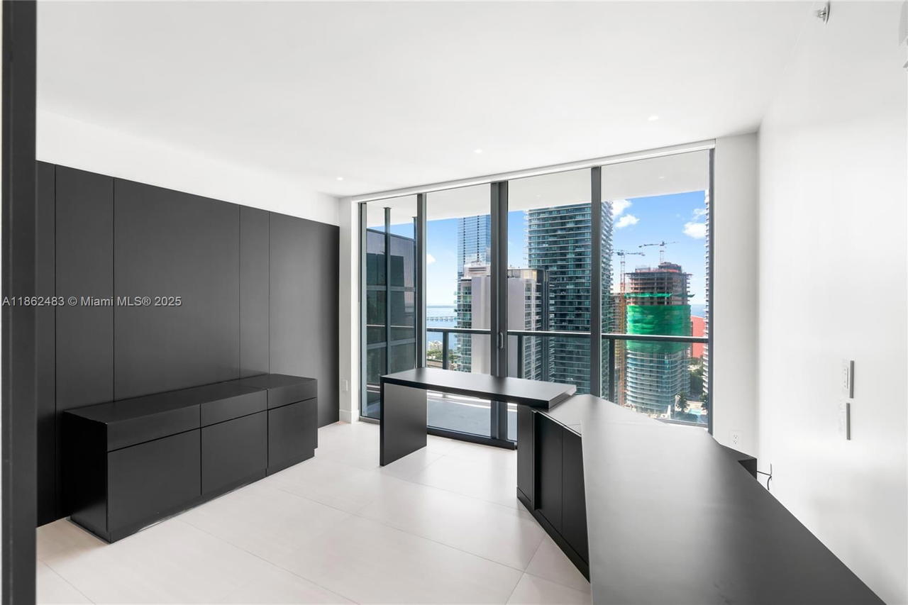 Real estate property located at 1111 1st Ave #3719-N, Miami-dade, The Axis On Brickell Ii C, Miami, FL