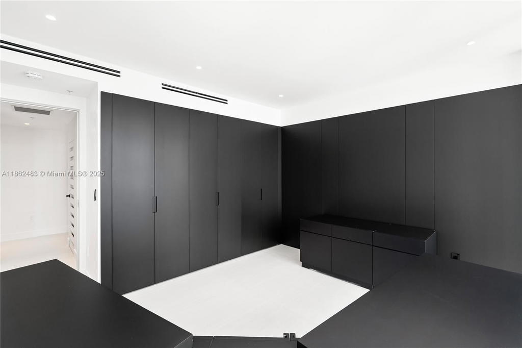 Real estate property located at 1111 1st Ave #3719-N, Miami-dade, The Axis On Brickell Ii C, Miami, FL