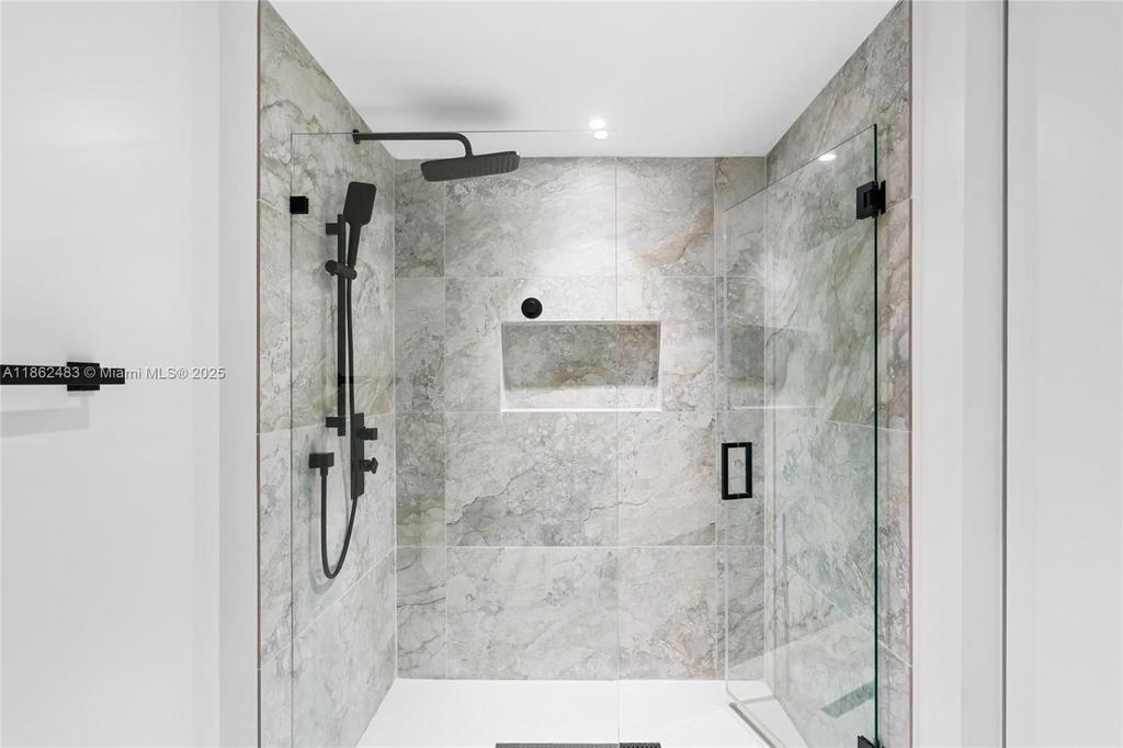 Real estate property located at 1111 1st Ave #3719-N, Miami-dade, The Axis On Brickell Ii C, Miami, FL