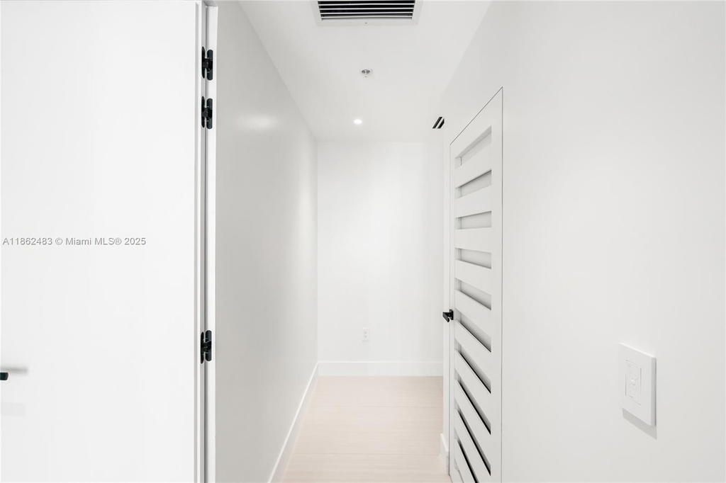 Real estate property located at 1111 1st Ave #3719-N, Miami-dade, The Axis On Brickell Ii C, Miami, FL