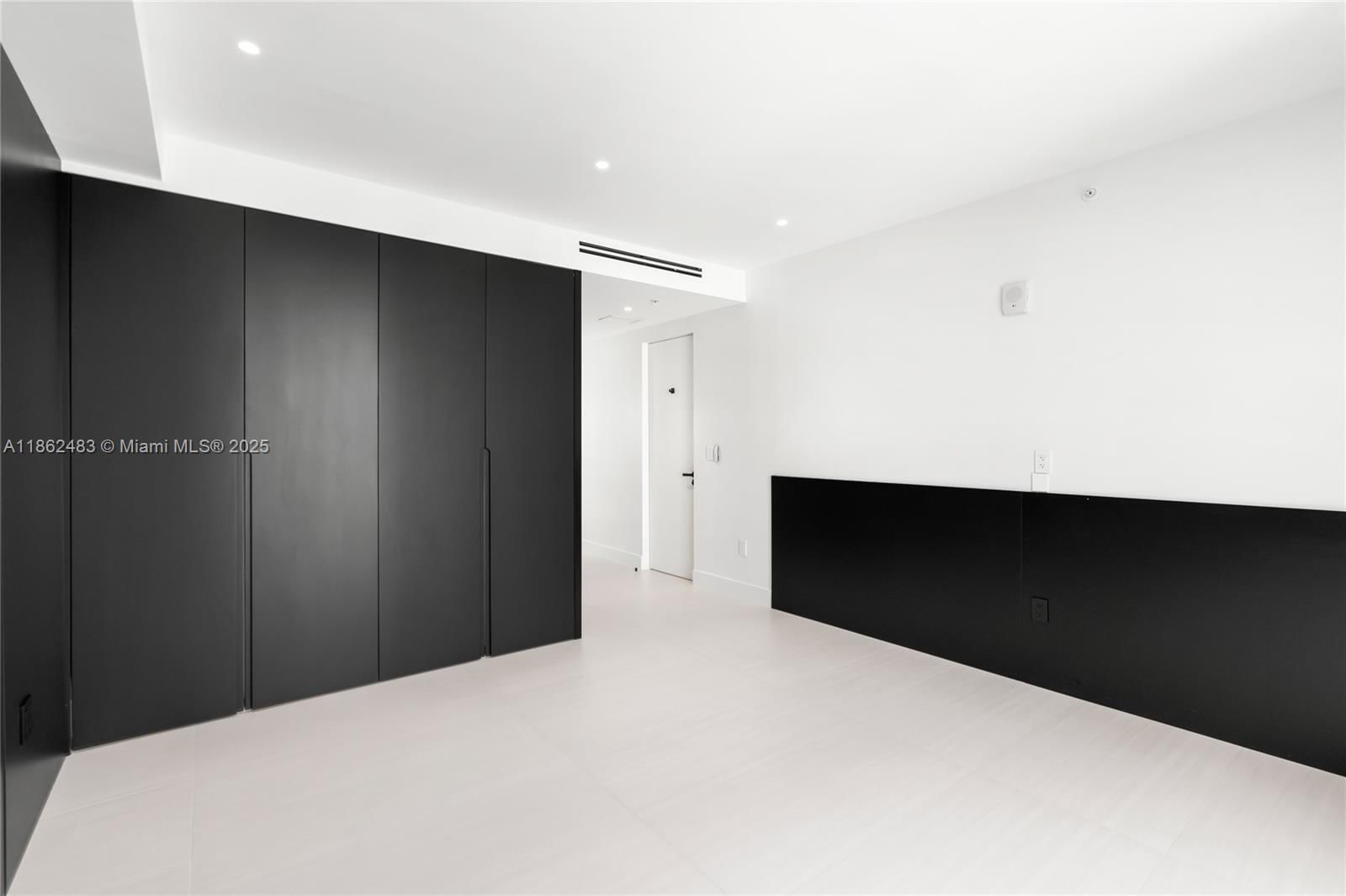 Real estate property located at 1111 1st Ave #3719-N, Miami-dade, The Axis On Brickell Ii C, Miami, FL