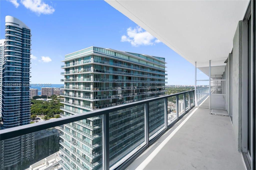 Real estate property located at 1111 1st Ave #3719-N, Miami-dade, The Axis On Brickell Ii C, Miami, FL