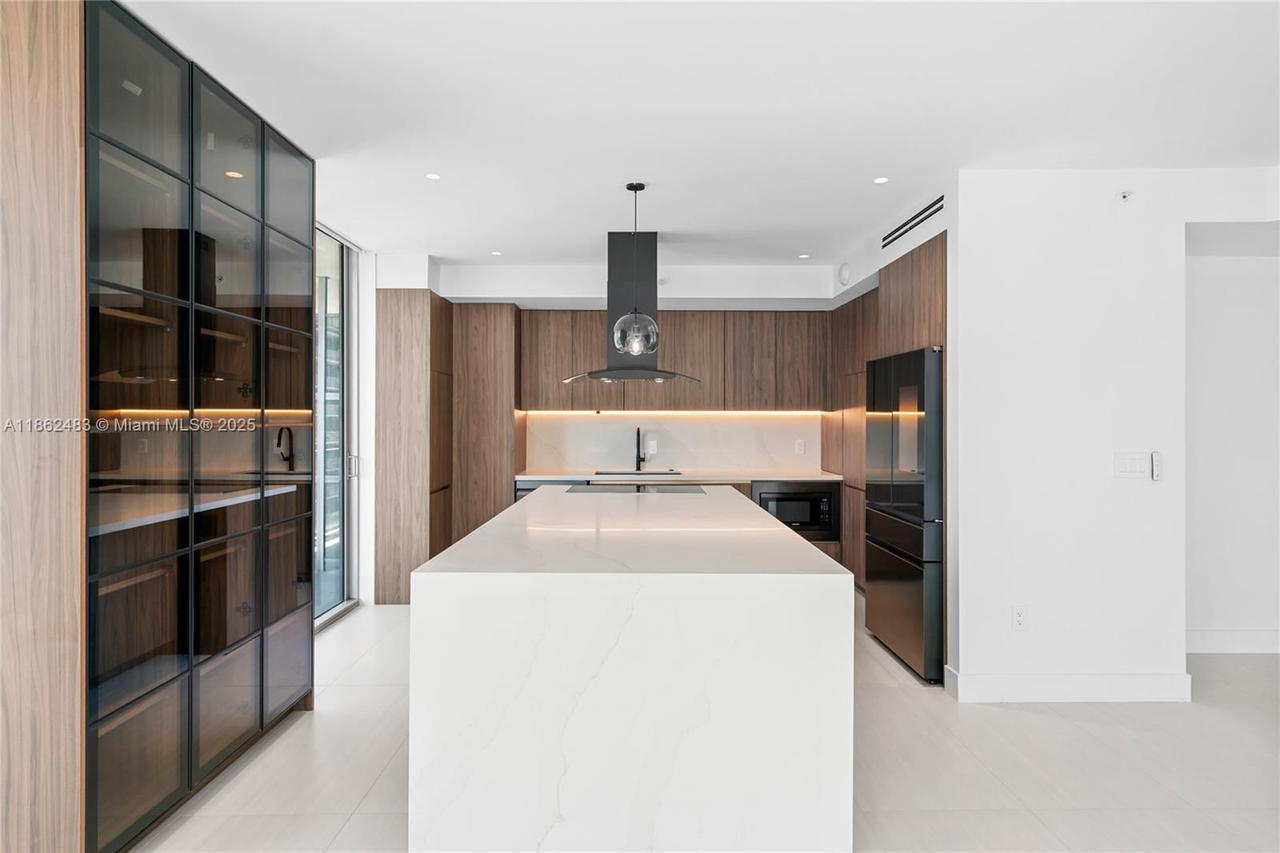 Real estate property located at 1111 1st Ave #3719-N, Miami-dade, The Axis On Brickell Ii C, Miami, FL