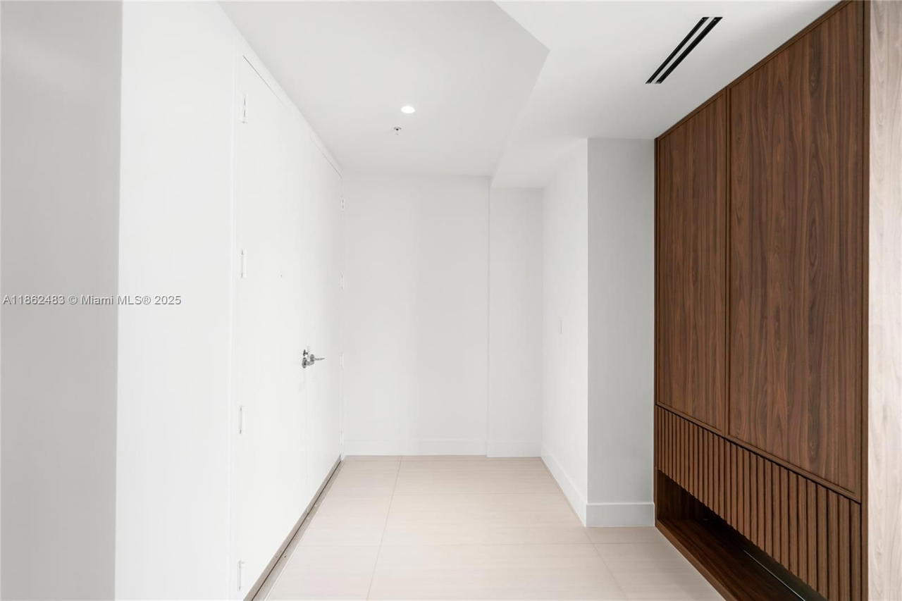 Real estate property located at 1111 1st Ave #3719-N, Miami-dade, The Axis On Brickell Ii C, Miami, FL