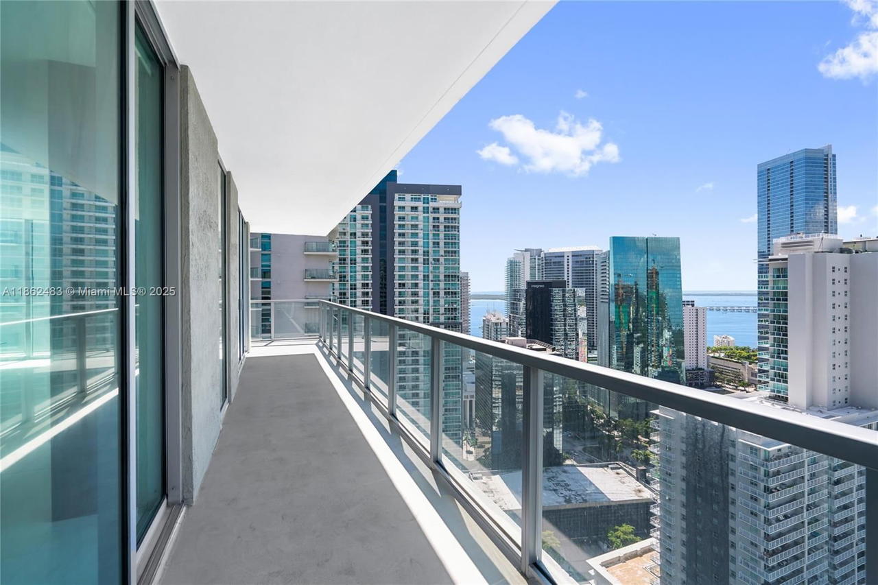 Real estate property located at 1111 1st Ave #3719-N, Miami-dade, The Axis On Brickell Ii C, Miami, FL
