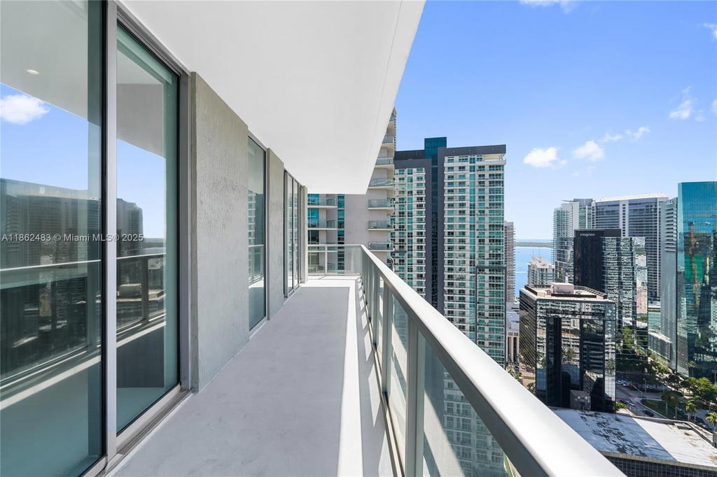 Real estate property located at 1111 1st Ave #3719-N, Miami-dade, The Axis On Brickell Ii C, Miami, FL
