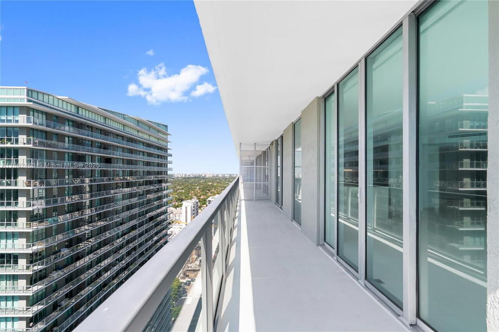 Real estate property located at 1111 1st Ave #3719-N, Miami-dade, The Axis On Brickell Ii C, Miami, FL