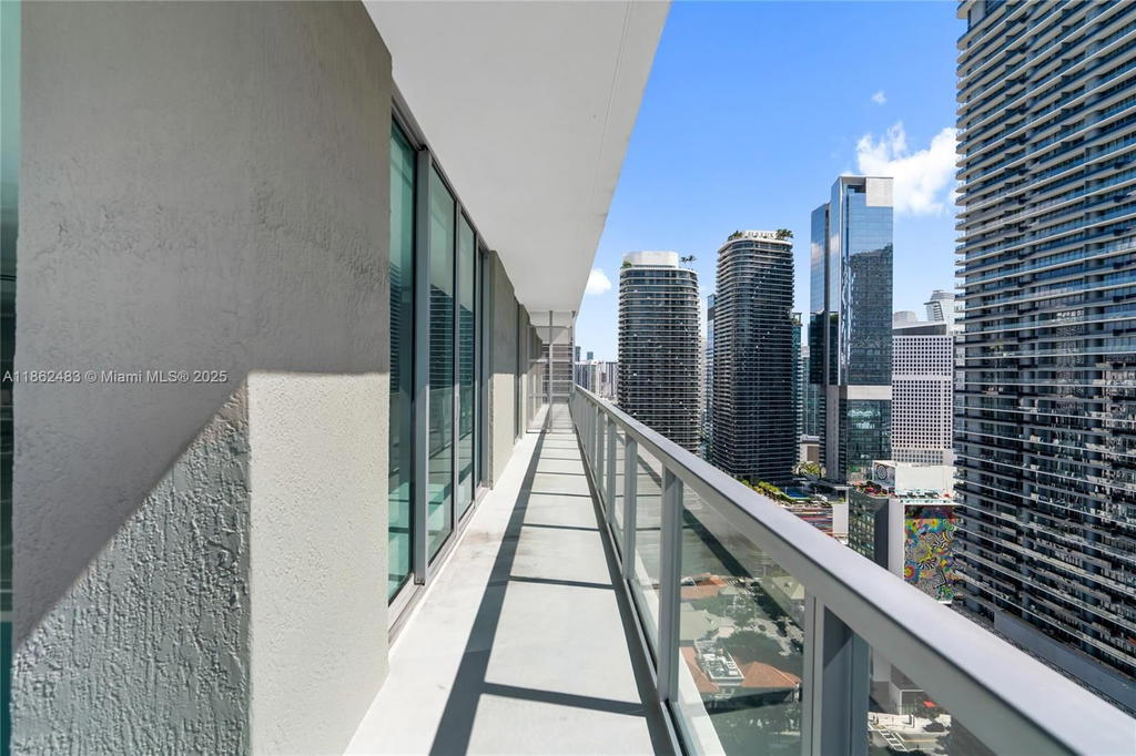 Real estate property located at 1111 1st Ave #3719-N, Miami-dade, The Axis On Brickell Ii C, Miami, FL