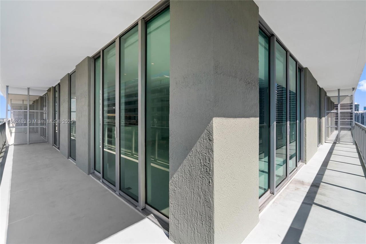 Real estate property located at 1111 1st Ave #3719-N, Miami-dade, The Axis On Brickell Ii C, Miami, FL