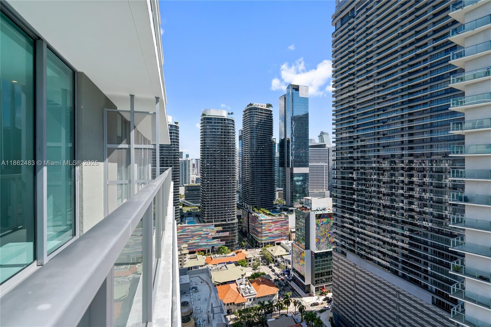 Real estate property located at 1111 1st Ave #3719-N, Miami-dade, The Axis On Brickell Ii C, Miami, FL