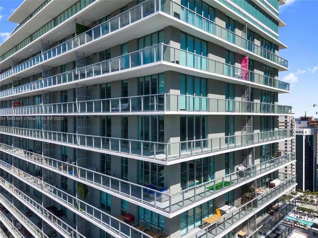 Real estate property located at 1111 1st Ave #3719-N, Miami-dade, The Axis On Brickell Ii C, Miami, FL